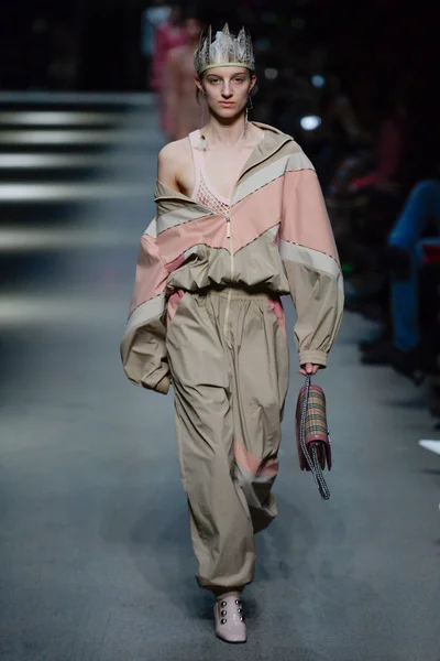 Look 65